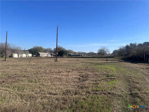 Residential Lot in Stockdale, TX