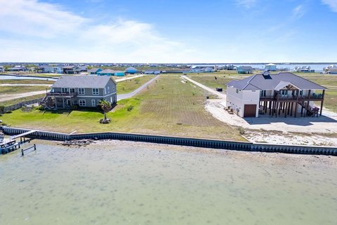 Waterfront Homesite in Cape Velero