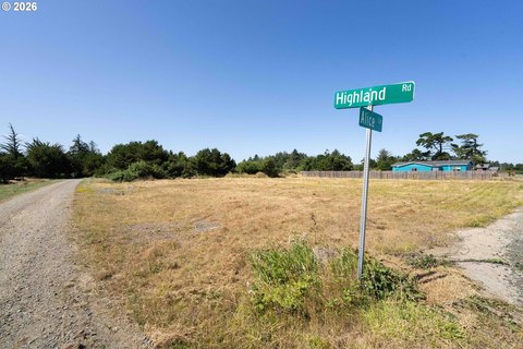 LAND - Bandon, OR