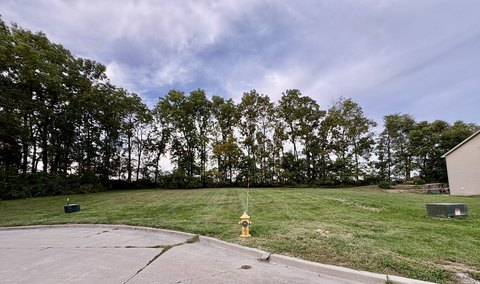 Land, Bloomington, IL