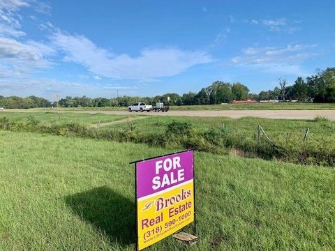 Commercial Land with Utility Access