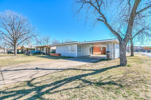 Versatile Mixed-Use Property, San Angelo