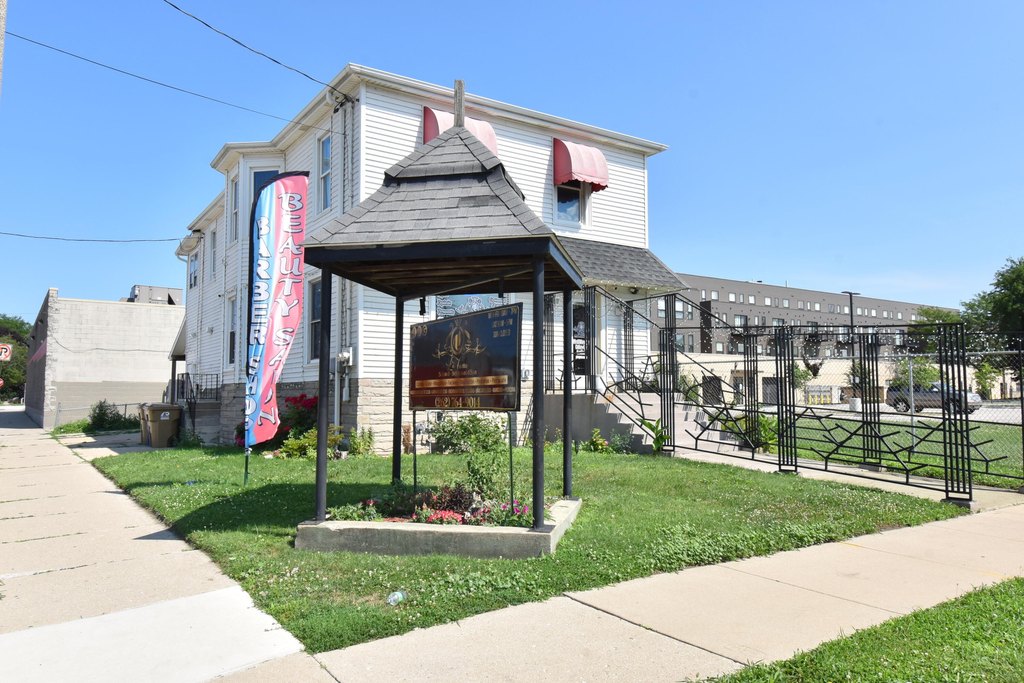 6103 23Rd Ave, Kenosha, WI 53143