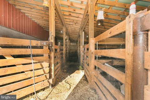 FRIENDSVILLE Retail and Processing Opportunity