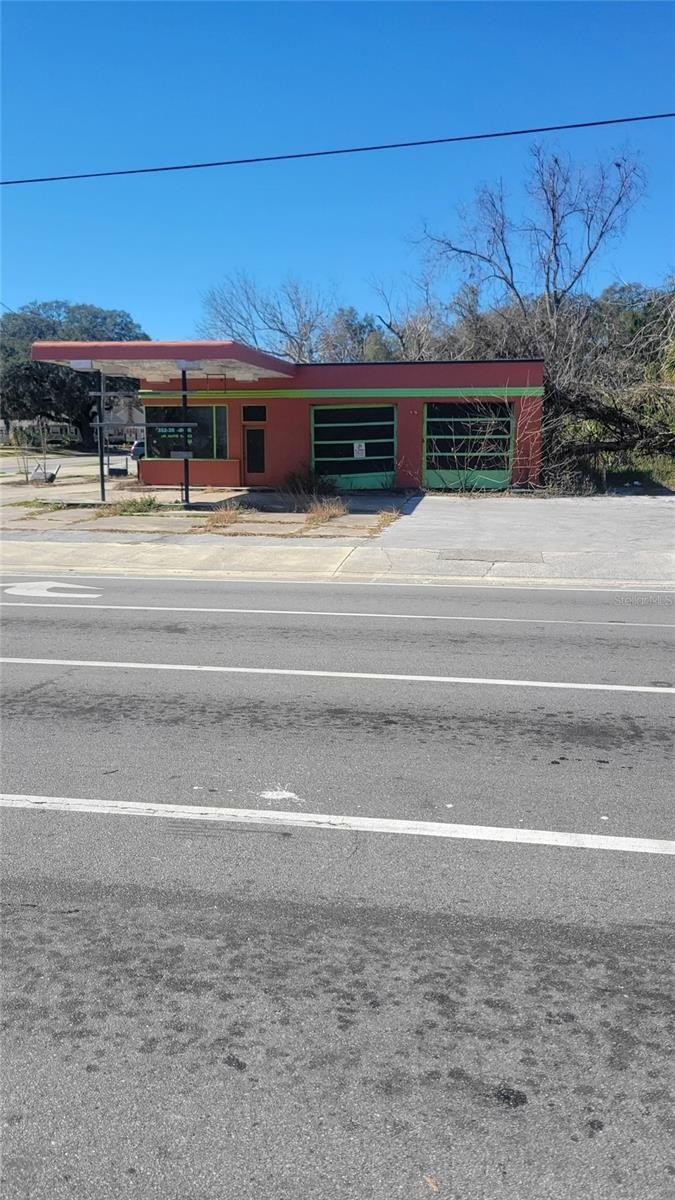 Corner Retail Opportunity in Newberry