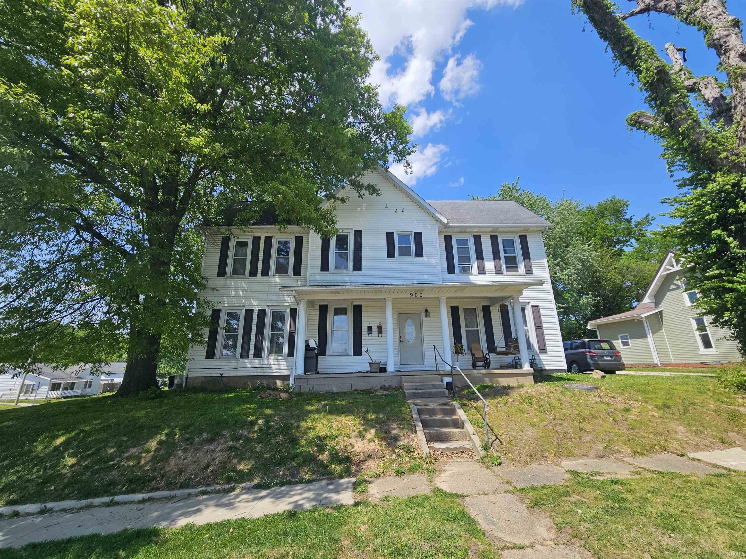 Income-Producing Triplex in Petersburg