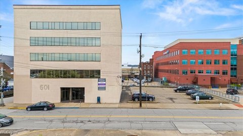 Five-Story Building in Downtown Parkersburg