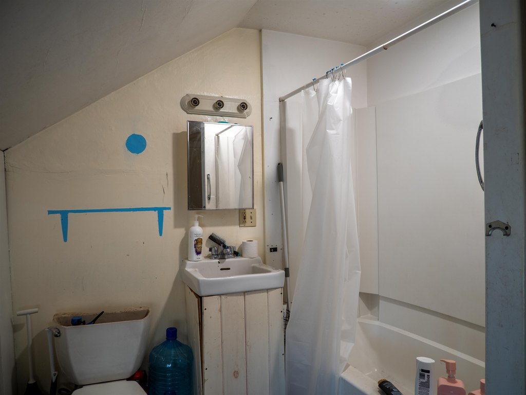 Picture 10