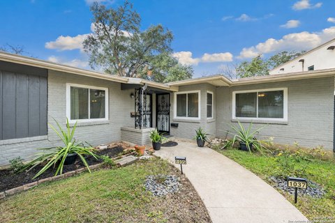 Historic Multi-Family Residence in Monte Vista