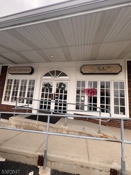 Retail Space in Bridgewater Township