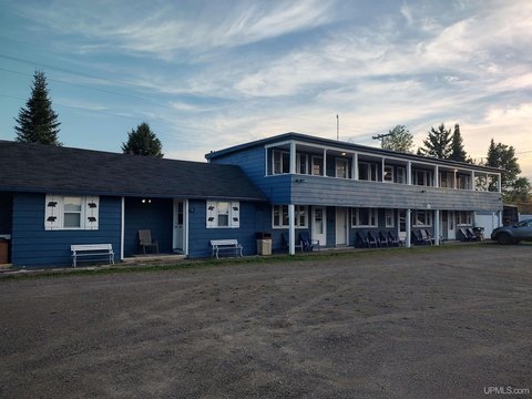 Lakeside Resort and Motel