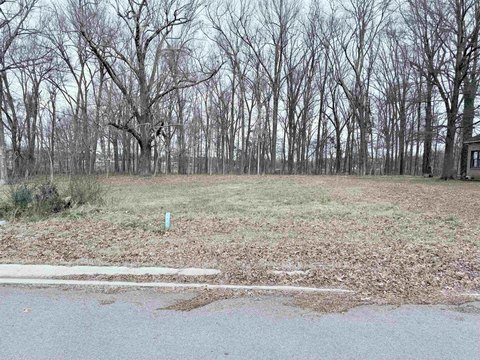 Residential Lot in Creekwood Addition