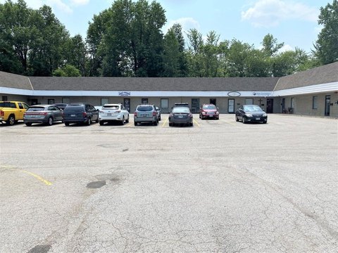 Columbus Retail/Office Space For Lease
