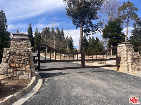 Land, Lake Arrowhead, CA