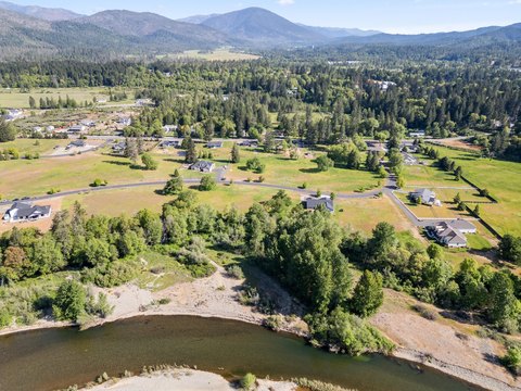 Land, Cave Junction, OR