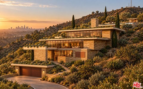 Land, Los Angeles, CA