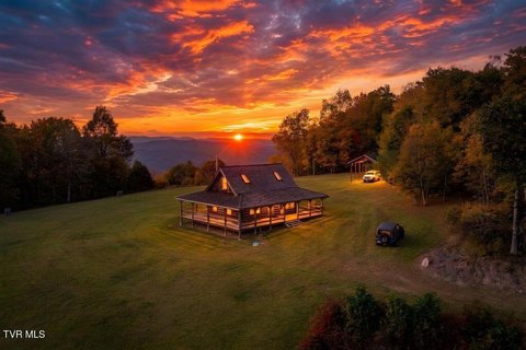 Land, Vilas, NC