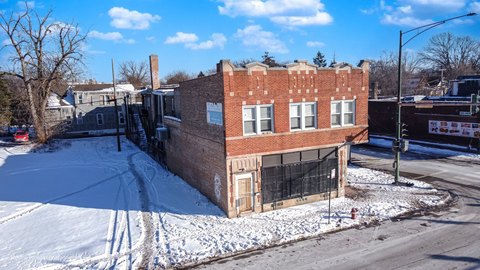 Mixed-Use Investment Opportunity in Chicago