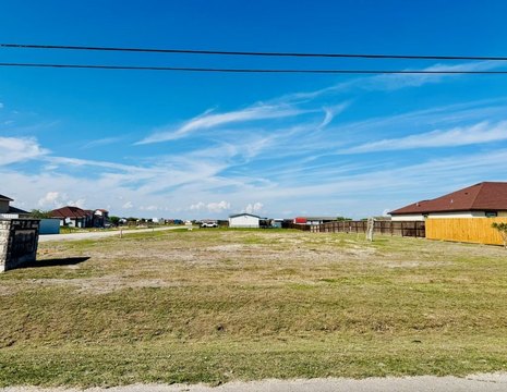 Land, Robstown, TX