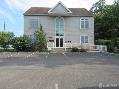 Office Unit with Lake Overlook