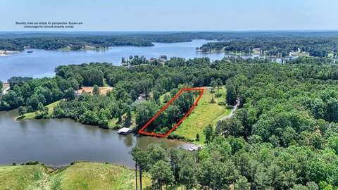 Lake Halford Dock-able Lot