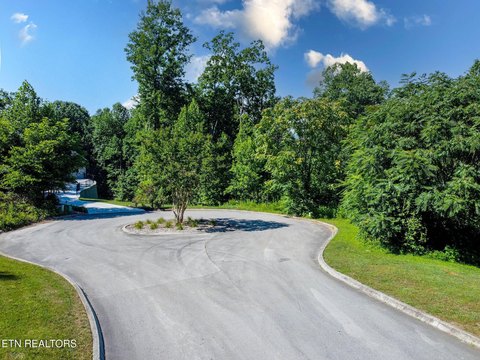 LAND - Knoxville, TN