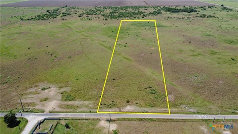 Land, Inez, TX