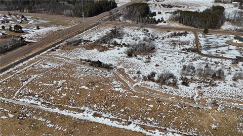 27.58 Acres Near I-35