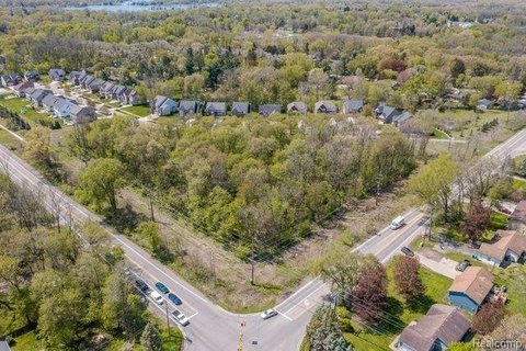 LAND - Commerce Twp, MI