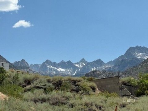 Aspendell Land with Mountain Views