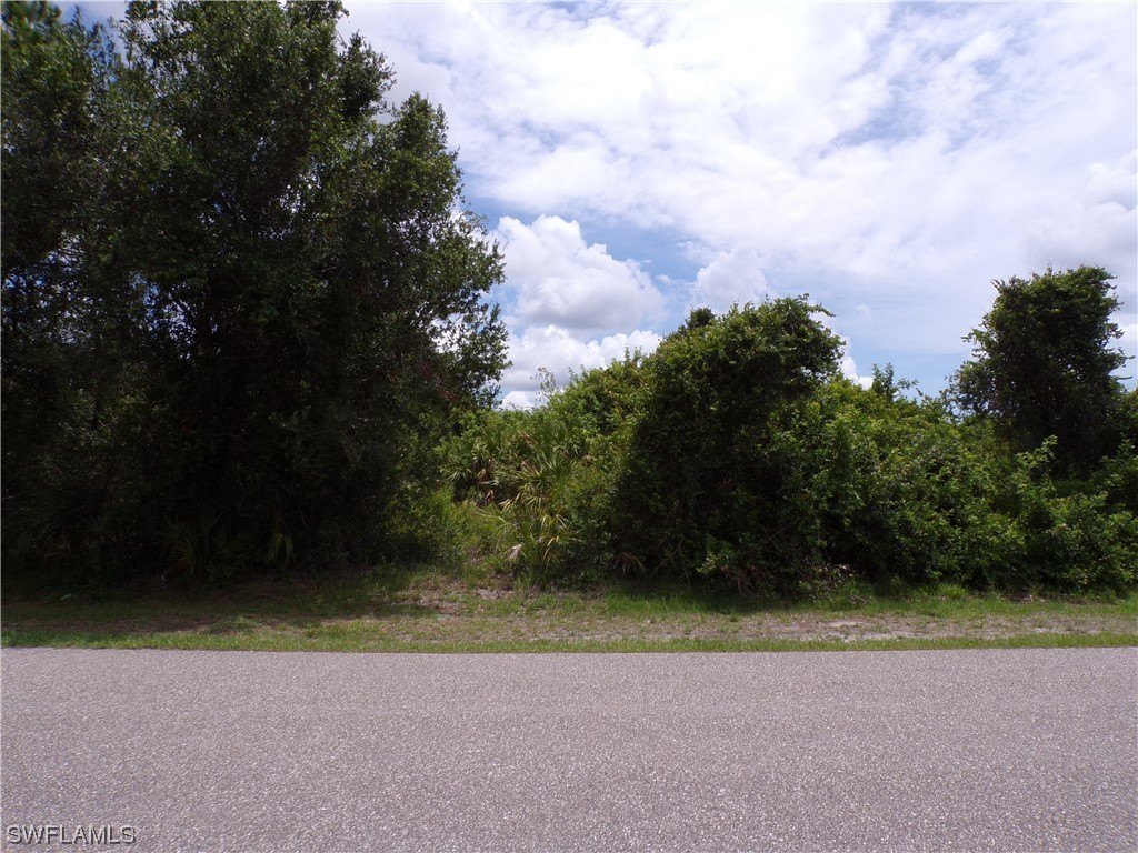 Residential Land in North Port