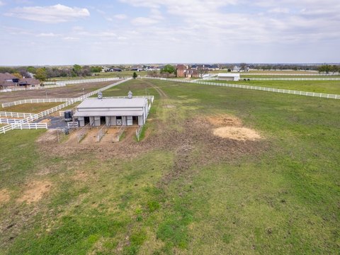 LAND - Gunter, TX