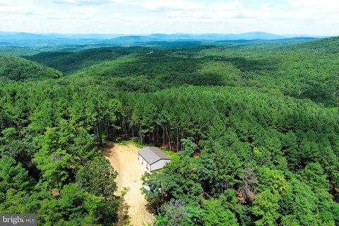 LAND - SPRINGFIELD, WV