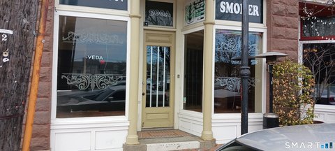 Prime Commercial Space on Howe