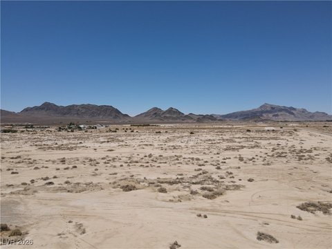 40 Acres Corner Lot