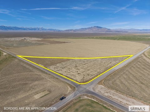 Land, Monteview, ID