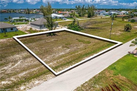 Triple Lot in Cape Coral