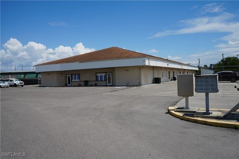 Port Charlotte Industrial Building For Lease