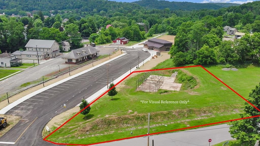 Prime Commercial Land Near Trail