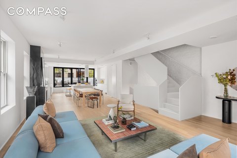 Townhome with Rooftop Terrace