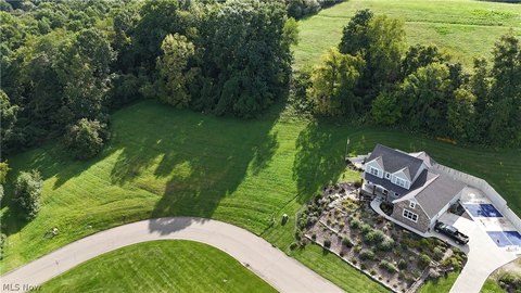 Land, Coshocton, OH