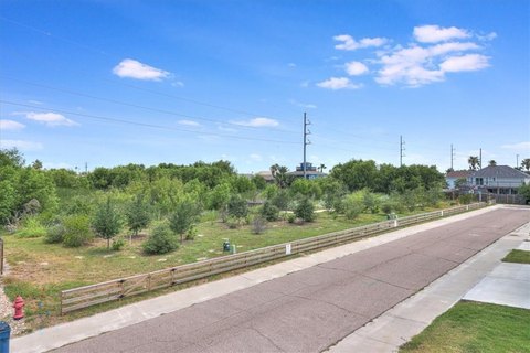 Residential Land Near Park, Marina