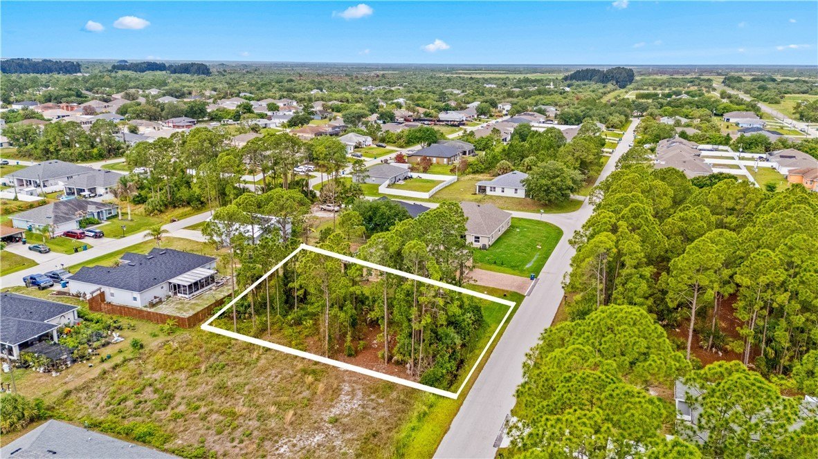 Residential Lot in Palm Bay