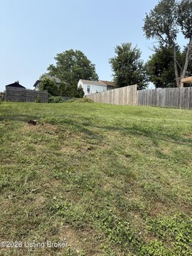 LAND - Louisville, KY