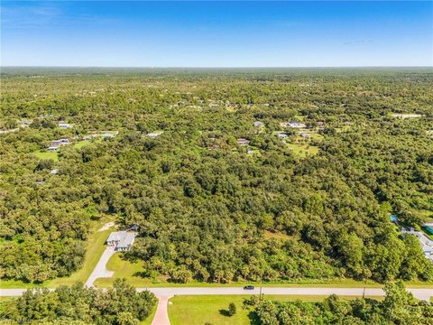 Land, NAPLES, FL