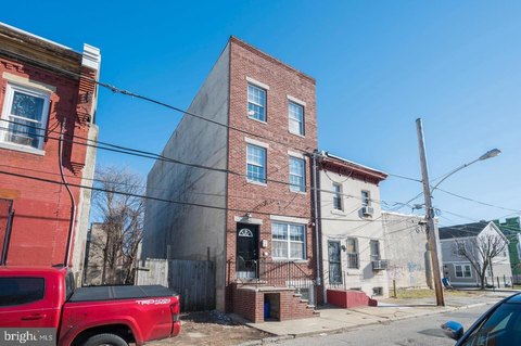 Renovated Duplex Near Temple University