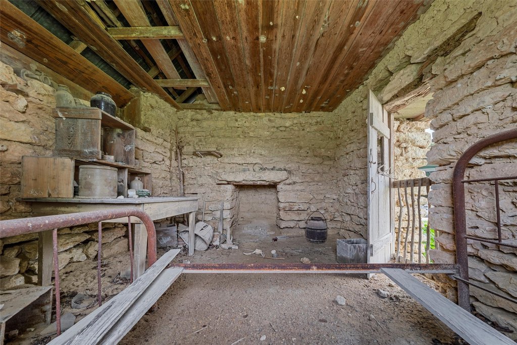 Picture 8