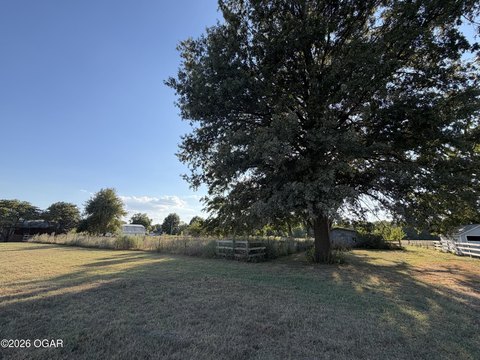Land, Lamar, MO