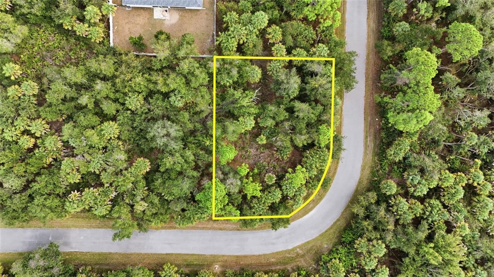 Oversized Corner Lot in North Port