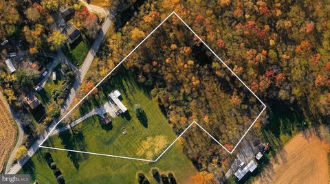Land, THOMASVILLE, PA